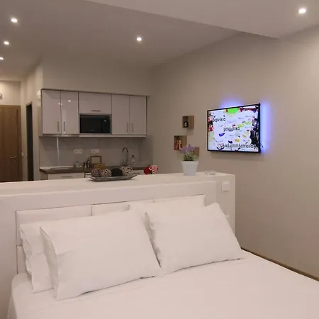 Deluxe Apartment Lakones